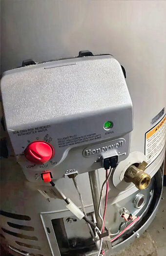 https://mirrabookahotwater.com.au/uploads/2025/06/electric-hot-water-system-76652.jpg