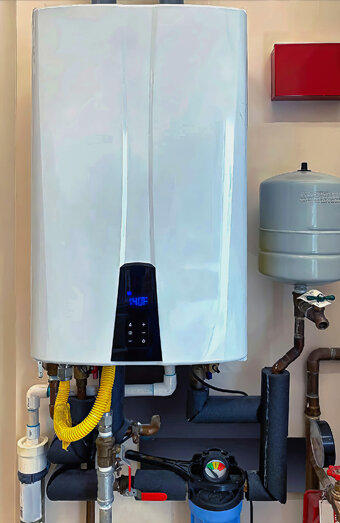 https://mirrabookahotwater.com.au/uploads/2025/06/thermostatic-water-systems-75675.jpg